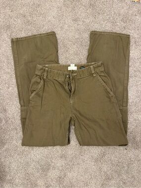 H&M Women’s Utility Cargo Pantz in Olive